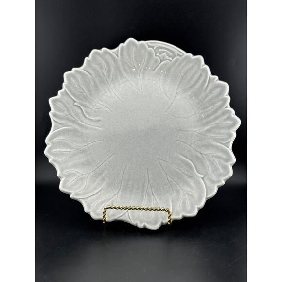 Woodfield Dove Gray 10.5" Plate by Steubenville - Picture 1 of 6